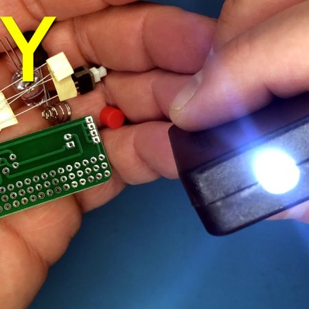 LuckScout 1.5V Flashlight Kit with a Personal Touch!